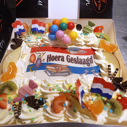 Afbeelding van GESLAAGD Slagroomtaart 8 personen  Feestelijk Opgemaakt